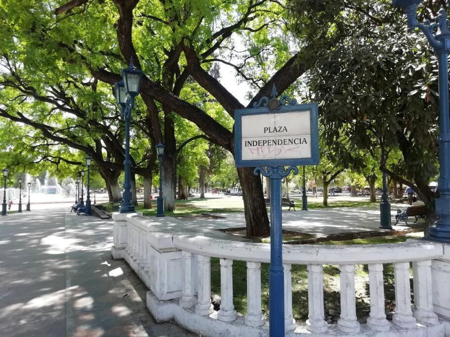 דירות Petit Rivadavia En El Corazon De מנדוזה מראה חיצוני תמונה