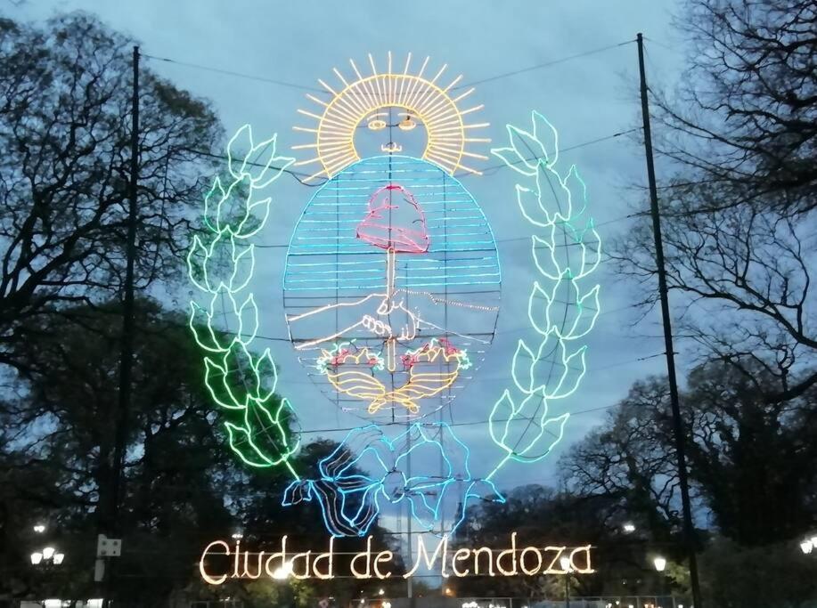דירות Petit Rivadavia En El Corazon De מנדוזה מראה חיצוני תמונה